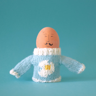 Easter sweater for your egg